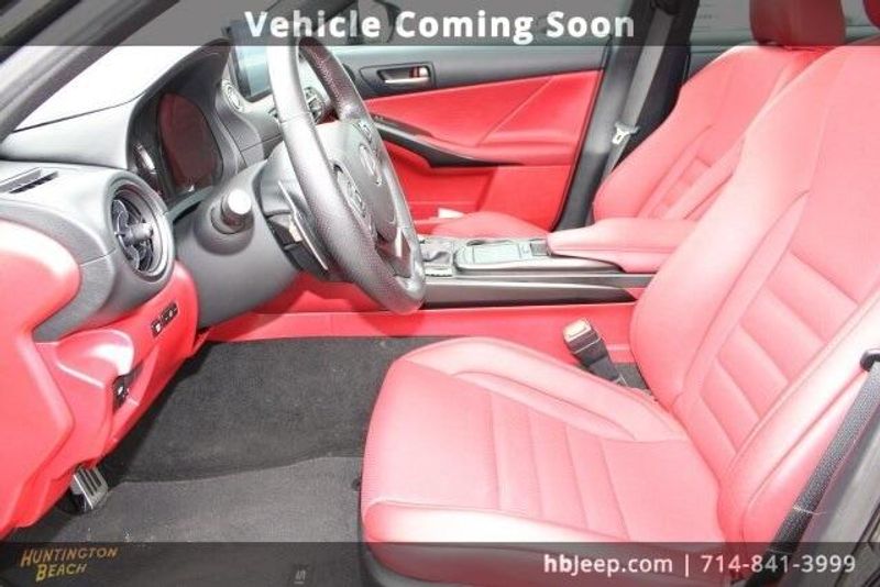 2023 Lexus IS 350 F SportImage 33