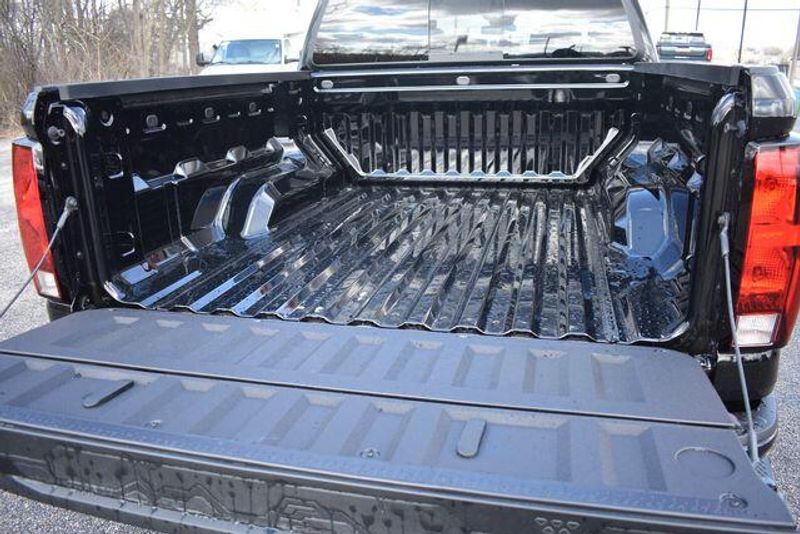 New 2026 Chevrolet Colorado Work TruckImage 18