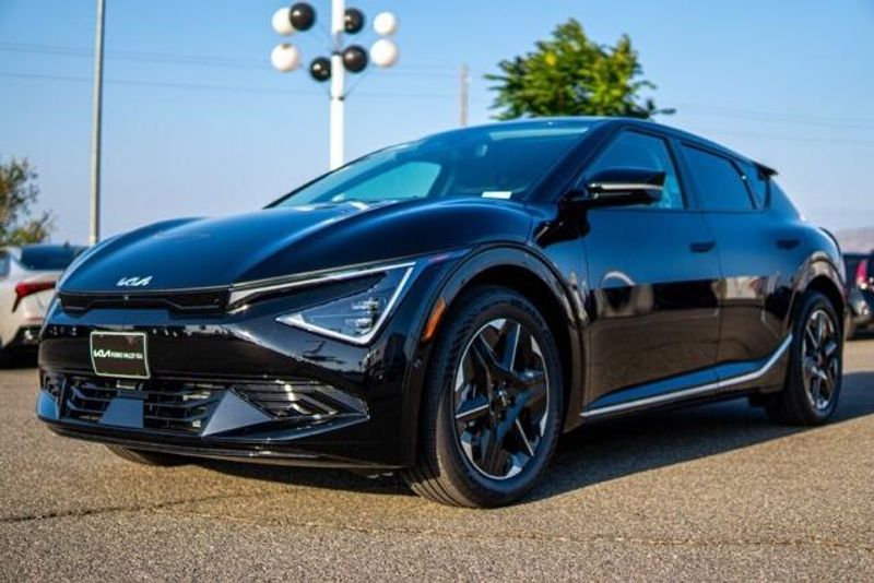 2025 Kia EV6 WindImage 3