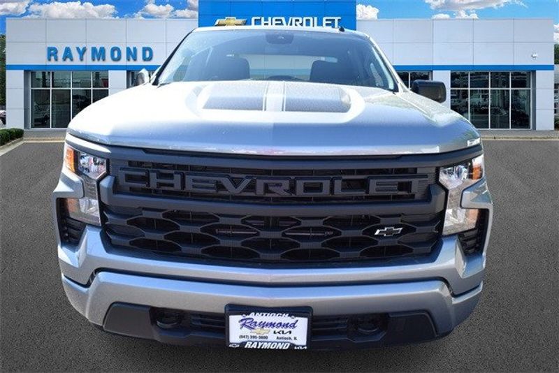 2024 Chevrolet Silverado 1500 CustomImage 10