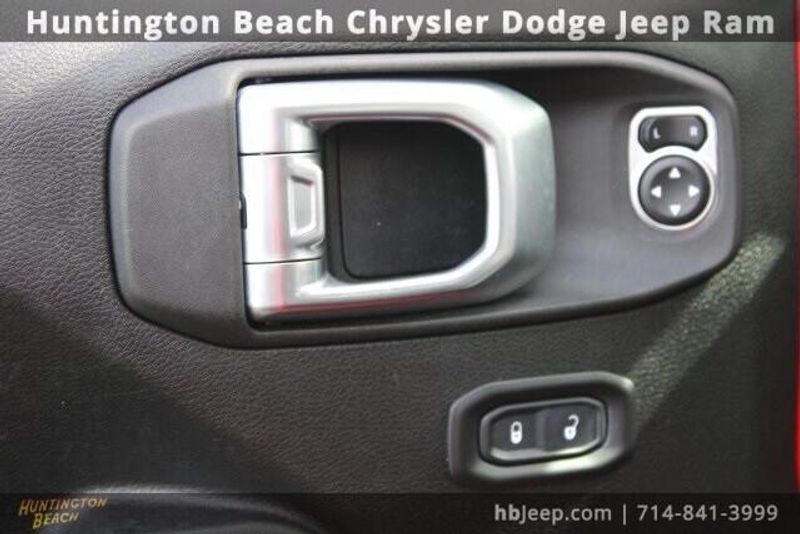 2021 Jeep Wrangler Unlimited IslanderImage 12