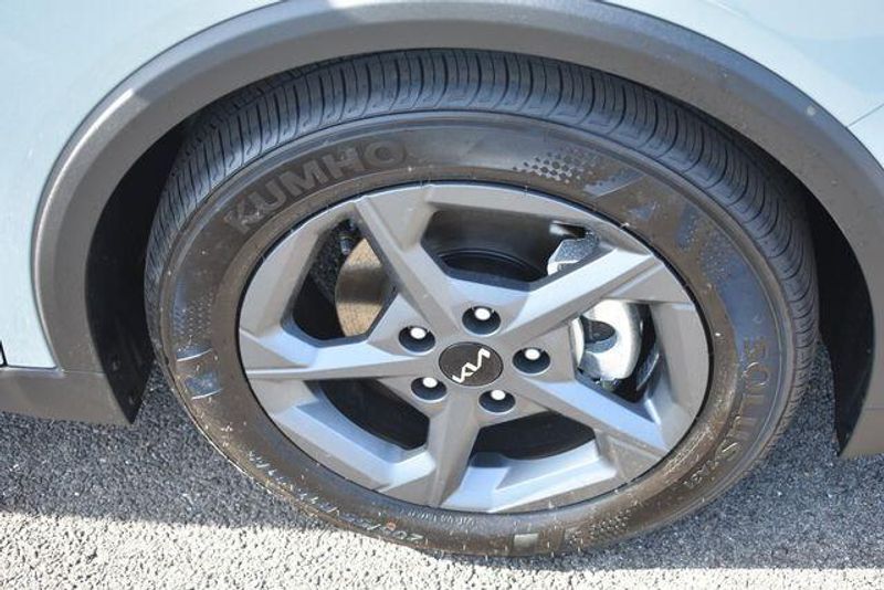 New 2026 Kia K4 LXSImage 12