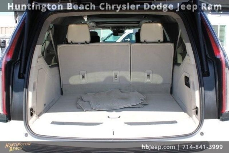 2021 Cadillac Escalade ESV Sport PlatinumImage 51