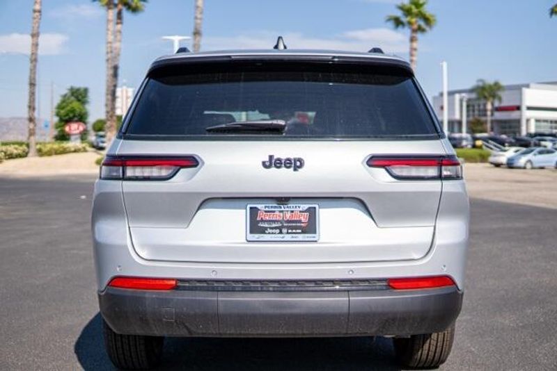 2025 Jeep Grand Cherokee L Altitude XImage 6
