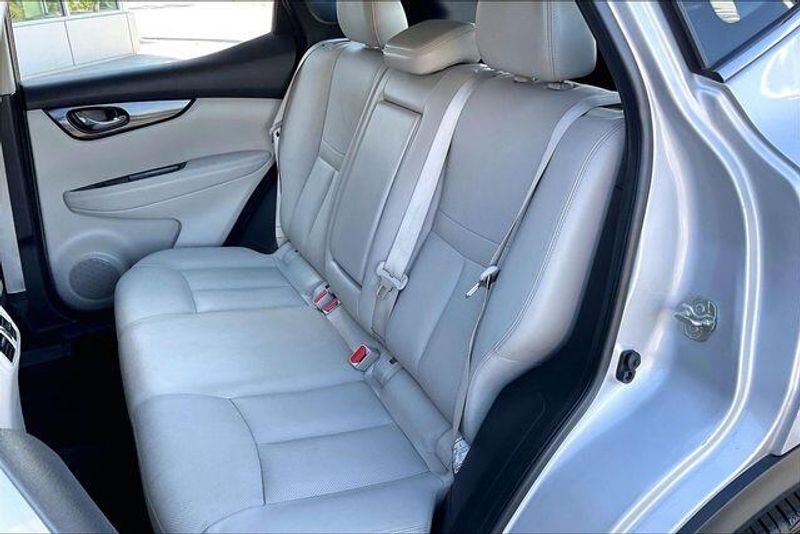 Used 2018 Nissan Rogue Sport SLImage 25