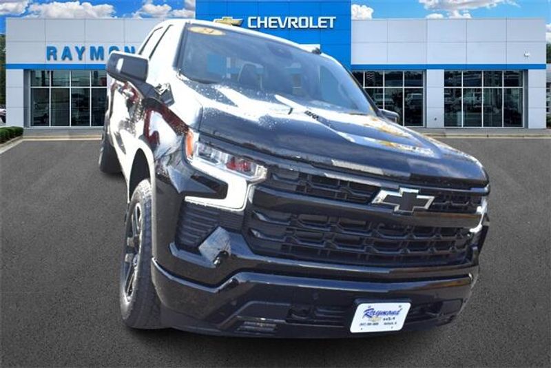 2024 Chevrolet Silverado 1500 RSTImage 9