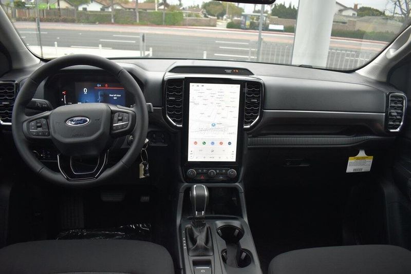 New 2025 Ford Ranger XLTImage 11