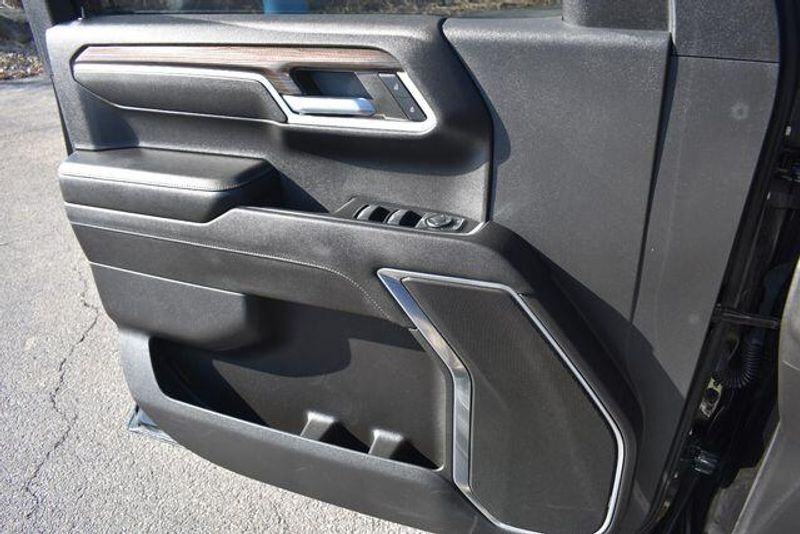 Used 2022 Chevrolet Silverado 1500 LTImage 30