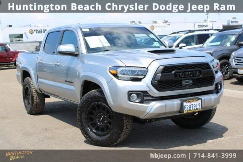2022 Toyota Tacoma TRD SportImage 1