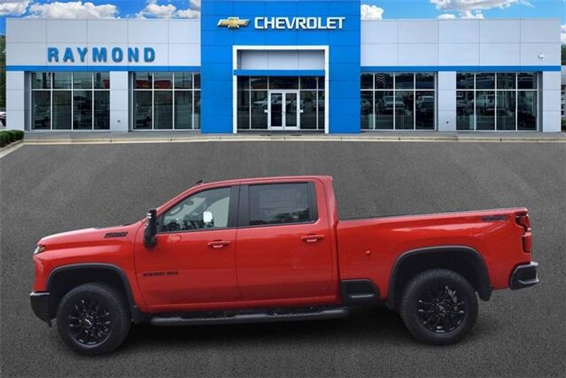 New 2025 Chevrolet Silverado 2500HD LTImage 6