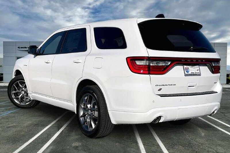 New 2027 Dodge Durango Gt Hemi V8 AwdImage 2