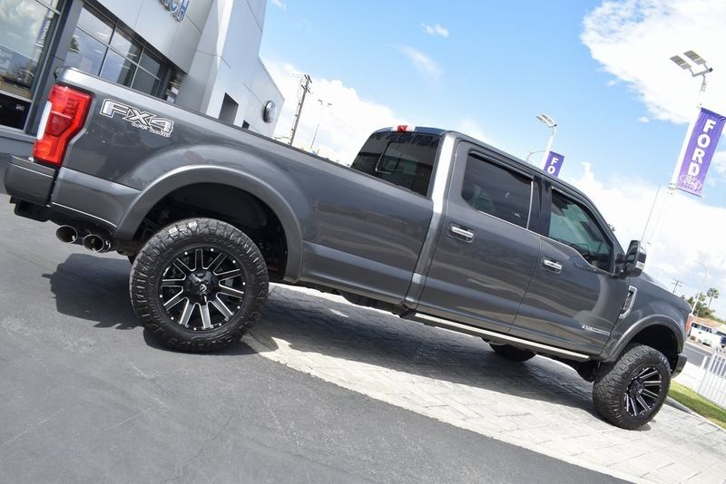 2019 Ford F-250SD PlatinumImage 2