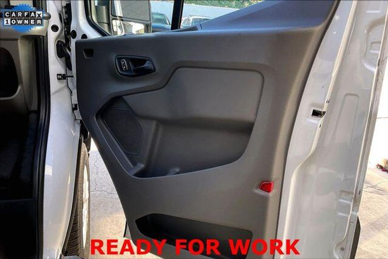 Used 2024 Ford Transit-250 Cargo Van BaseImage 21
