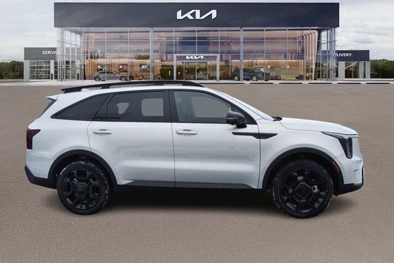 New 2026 Kia Sorento X-Line SX PrestigeImage 2