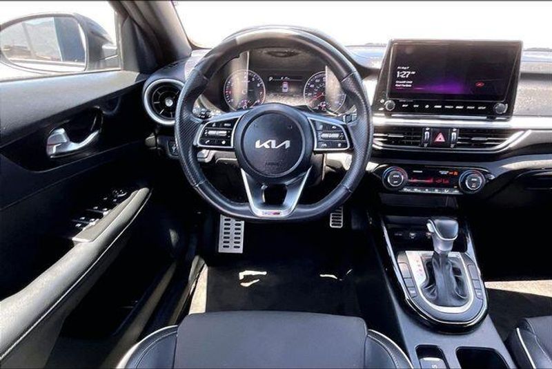 Used 2023 Kia Forte GT-LineImage 4