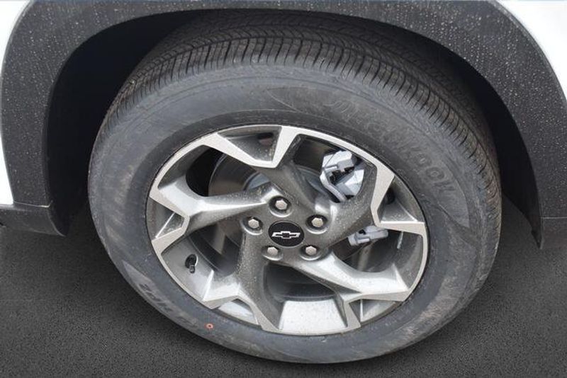 New 2026 Chevrolet Trax LTImage 12