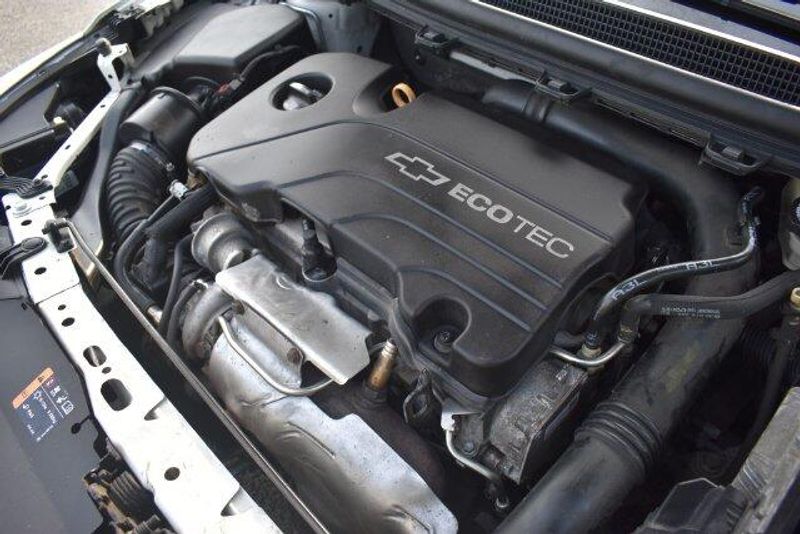 Used 2017 Chevrolet Cruze PremierImage 34