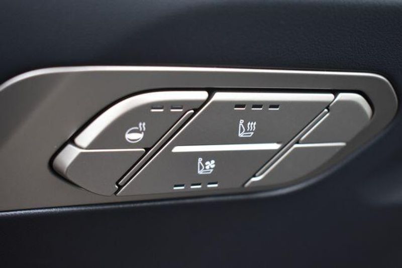 New 2027 Kia Telluride Hybrid EXImage 24