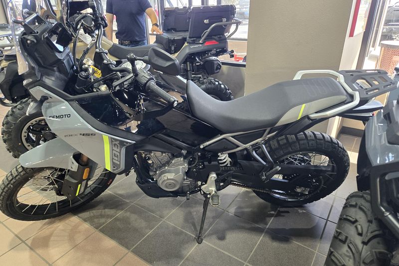 2025 CFMOTO IBEX 450 TUNDRA GREY 