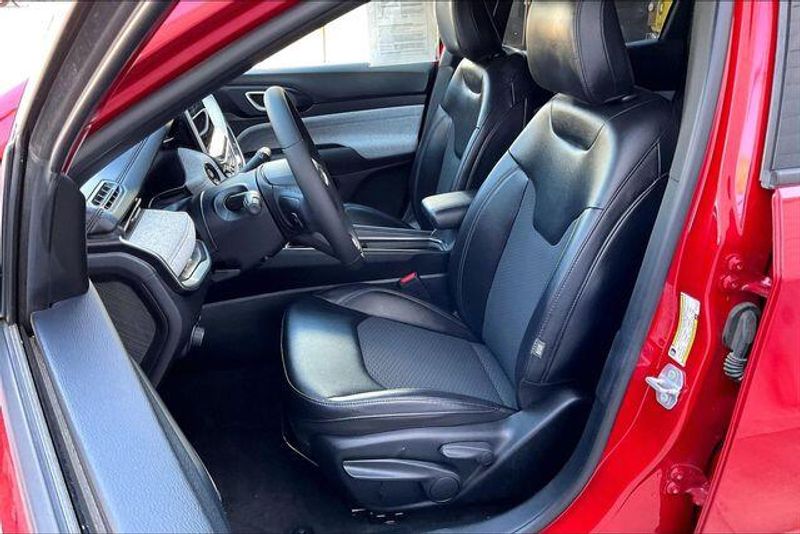 Used 2023 Jeep Compass LatitudeImage 24