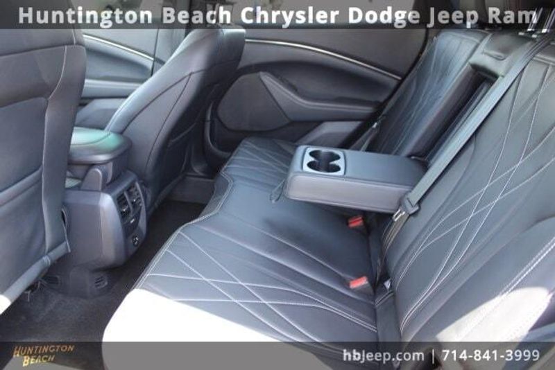 2022 Ford Mustang Mach-E SelectImage 38