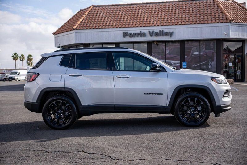 New 2026 Jeep Compass LatitudeImage 8