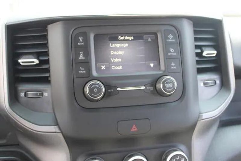 2024 RAM 2500 Tradesman Regular Cab Harbor BodyImage 27