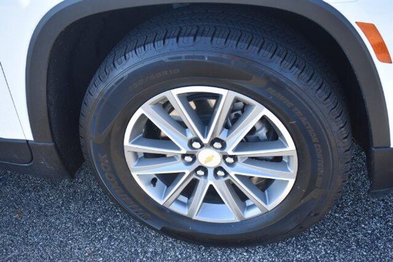Used 2022 Chevrolet Traverse LT LeatherImage 11