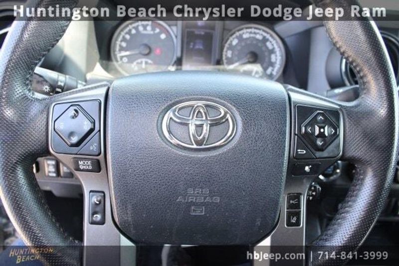 2019 Toyota Tacoma TRD Off-RoadImage 16