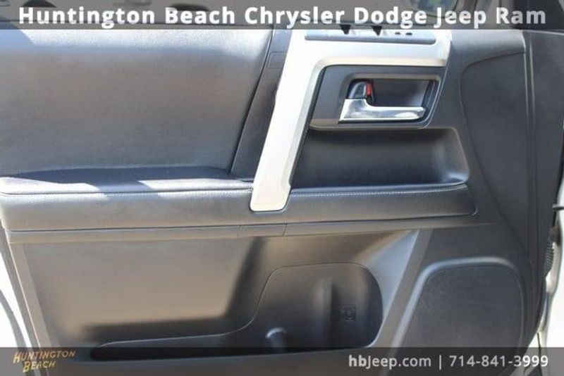 2021 Toyota 4Runner SR5Image 10