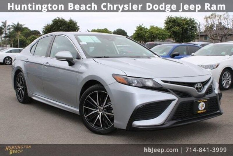 2023 Toyota Camry SEImage 1