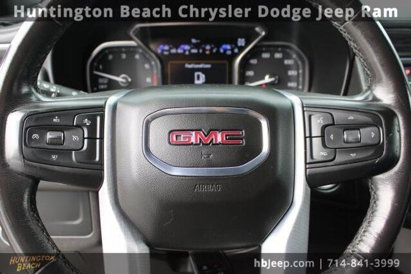 2021 GMC Yukon SLTImage 21