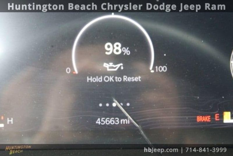2021 Jeep Grand Cherokee L OverlandImage 21