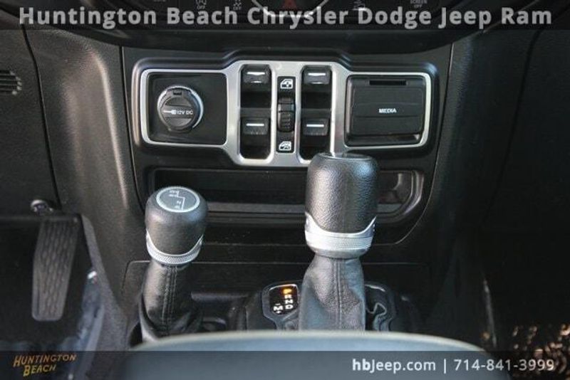 2022 Jeep Wrangler Unlimited Sport SImage 17