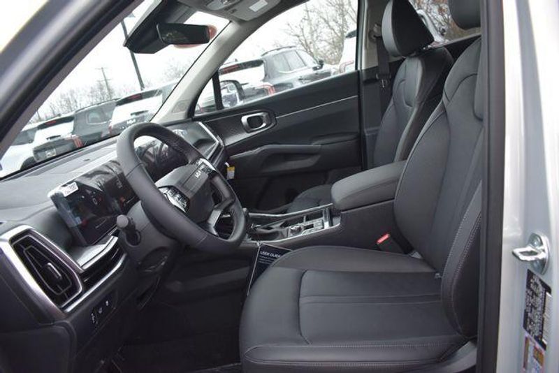 New 2026 Kia Sorento EXImage 24