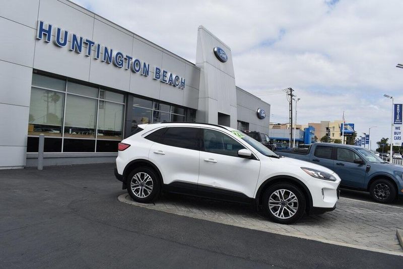 2022 Ford Escape Hybrid SELImage 3