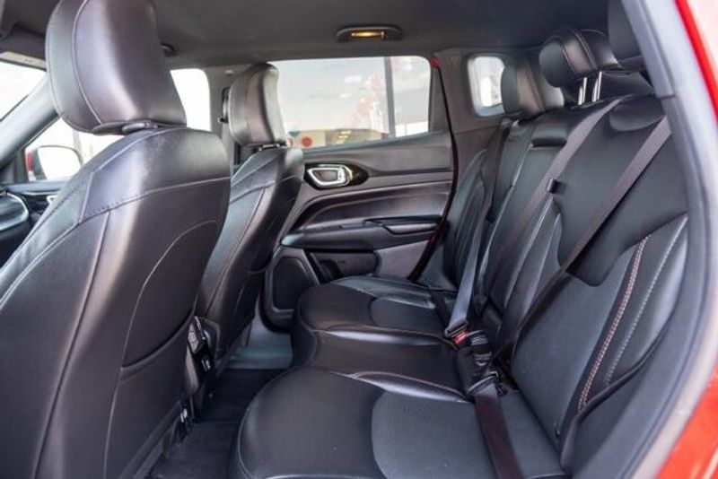 Used 2023 Jeep Compass LimitedImage 13