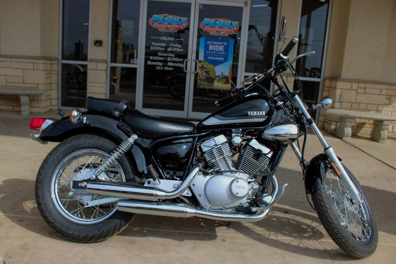 2023 YAMAHA V STAR 250 BLACK 