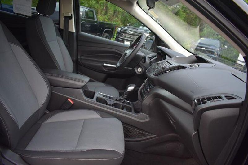 Used 2018 Ford Escape SEImage 13