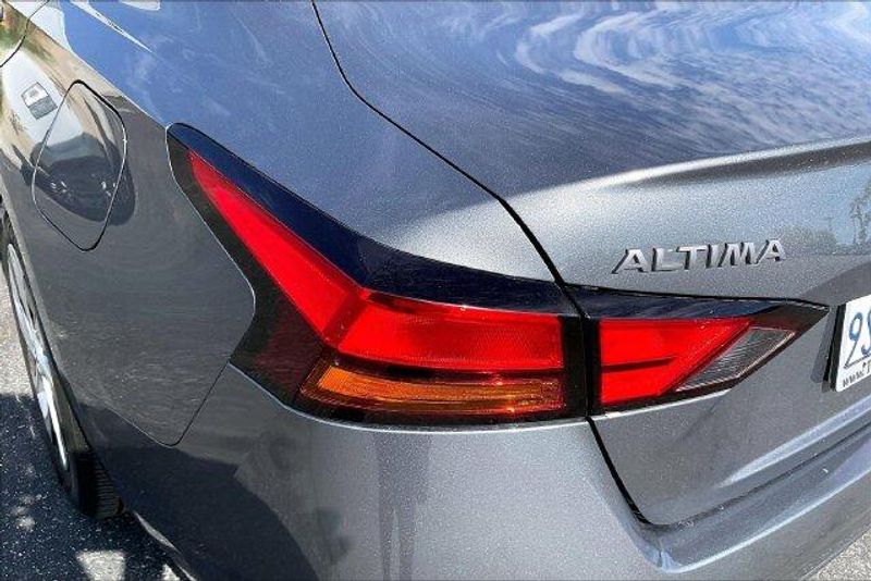 Used 2025 Nissan Altima 2.5 SImage 28