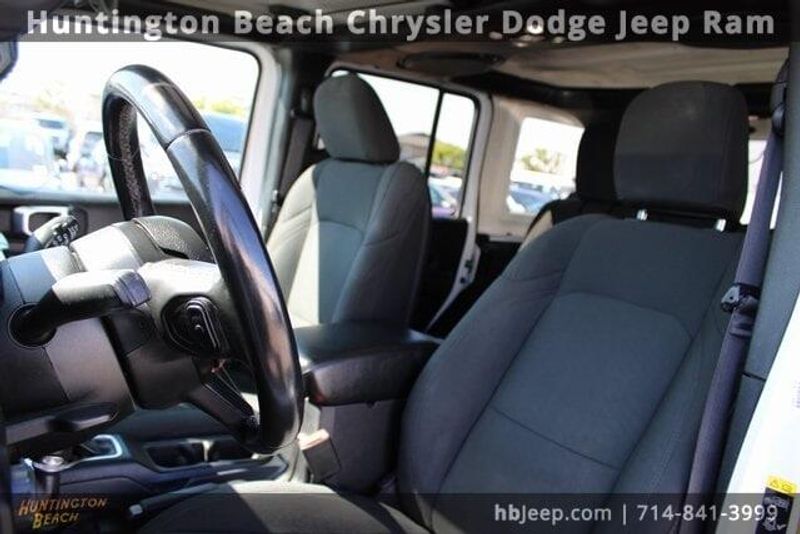 2022 Jeep Wrangler Unlimited Sport SImage 29
