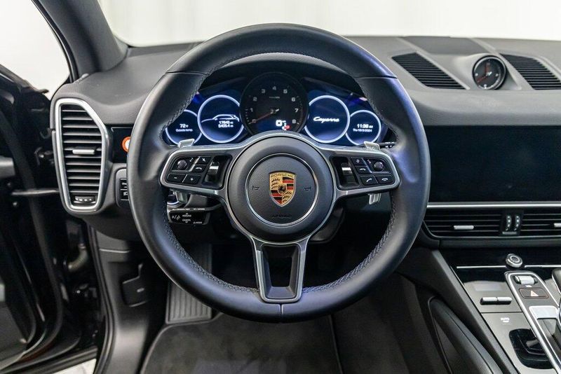 2021 Porsche Cayenne BaseImage 15