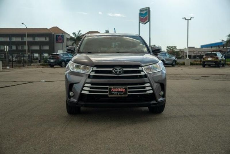 Used 2019 Toyota Highlander LE PlusImage 2