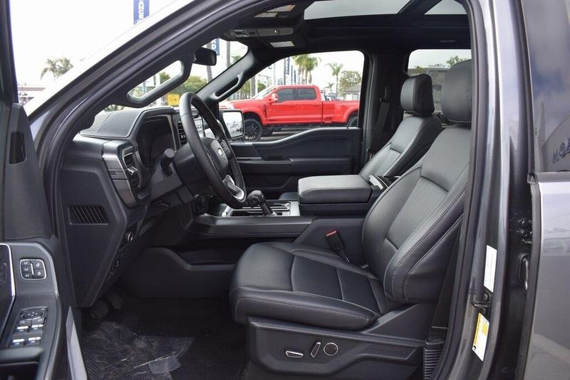 2025 Ford F-150 LariatImage 23