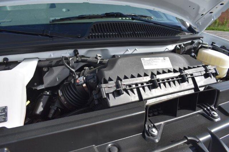 New 2026 Chevrolet Express 2500 Work VanImage 29