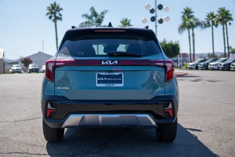 New 2025 Kia Seltos SImage 6