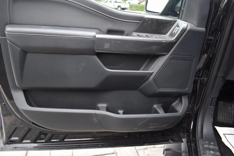 2022 Ford F-150 XLTImage 14