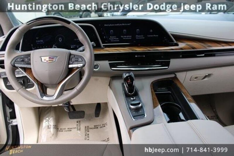 2023 Cadillac Escalade Sport PlatinumImage 17
