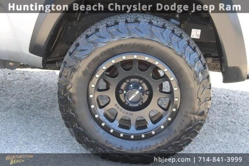 2019 Toyota Tacoma TRD Off-RoadImage 6