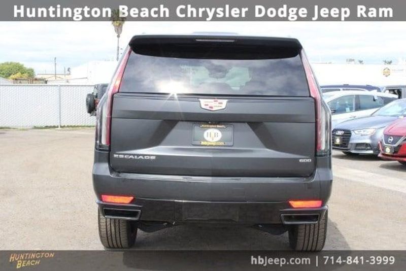 2023 Cadillac Escalade Sport PlatinumImage 4